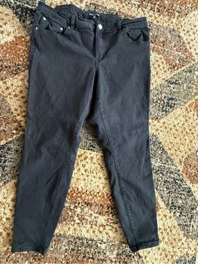 Black Women’s Jeans - Elliot & Vine - 16W